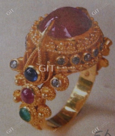 แหวนเขี้ยวหมู