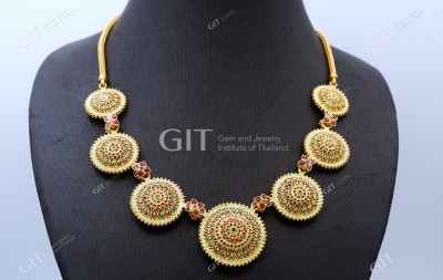 สร้อยคอเหรียญสองด้าน